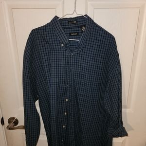 Van Huesen xl 17-17 1/2 Long Sleeve Dress Shirt